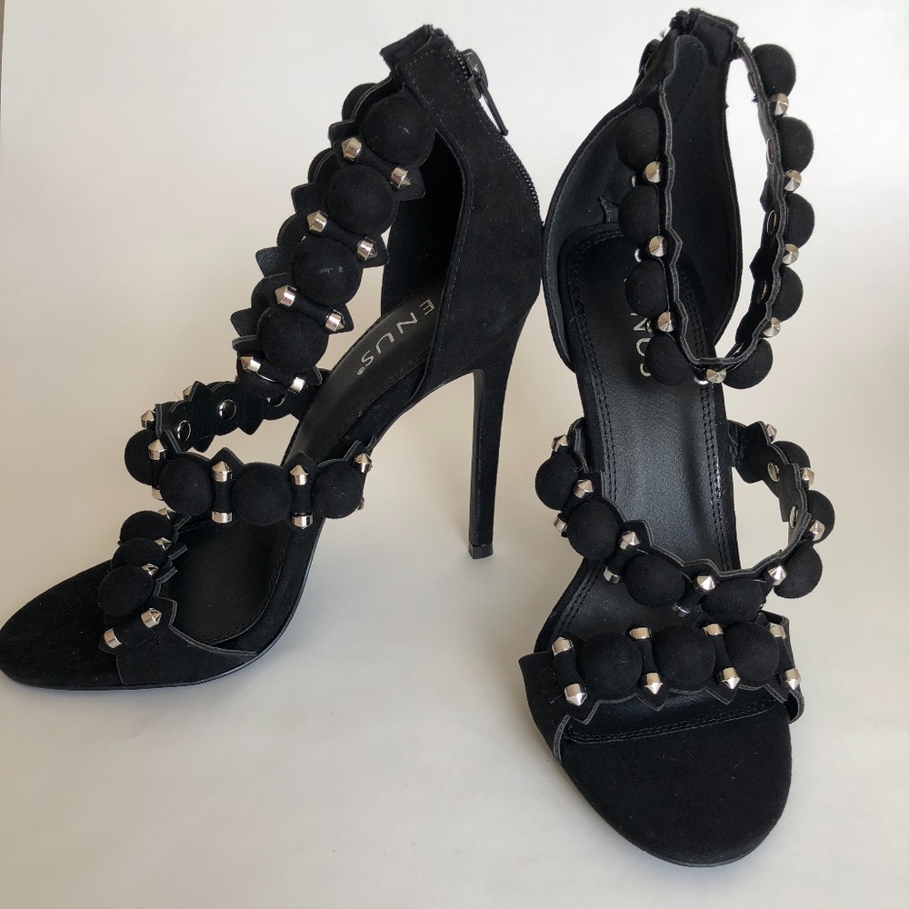 VENUS Black Suede Strappy Studded High Heel NWOT - Picture 5 of 7